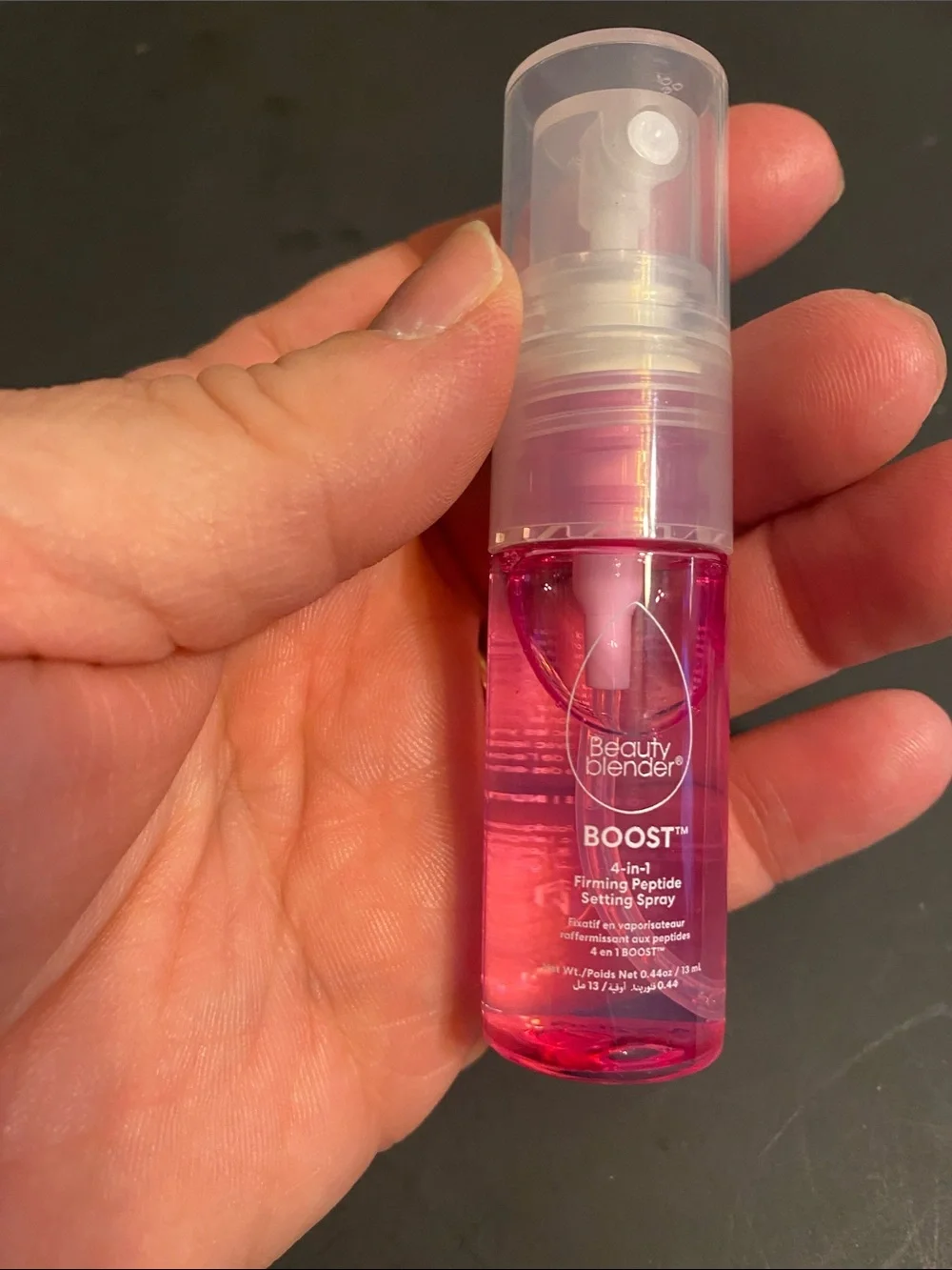 beautyblender BOOST 4-in-1 Firming Peptide Setting Spray - Pink